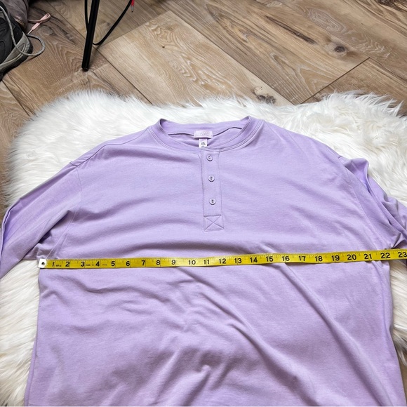 SKIMS Boyfriend Long Sleeve Henley. Size Small. New Without Tags. - Picture 9 of 13